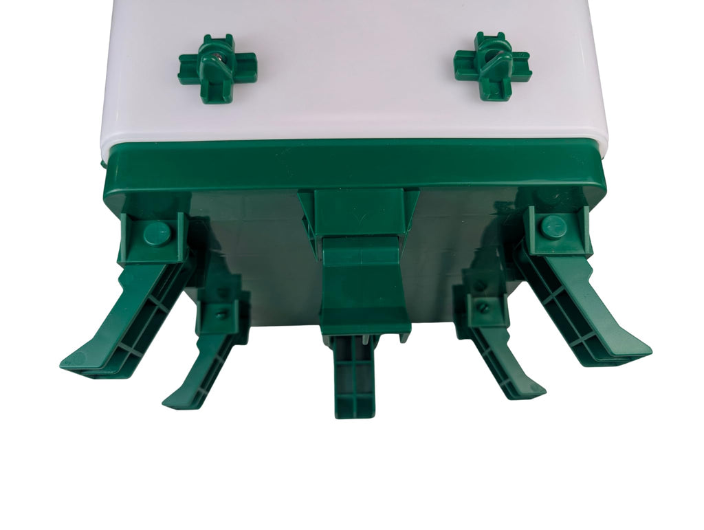 5 Gallon Chicken Waterer with 8 Nipples T73326